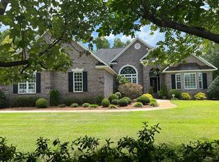 775 Breezybay Ln, Sumter, SC 29150