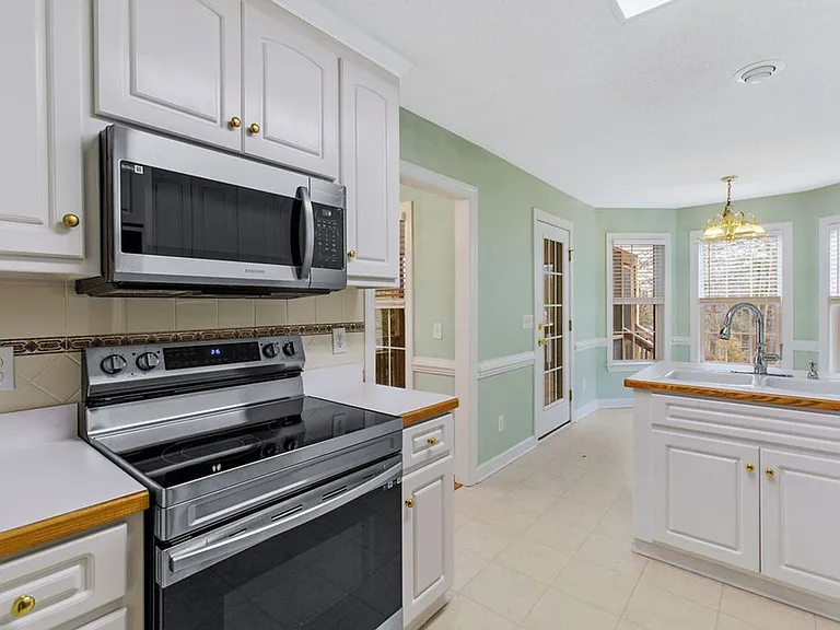 540 Hunter Way — Photo 8