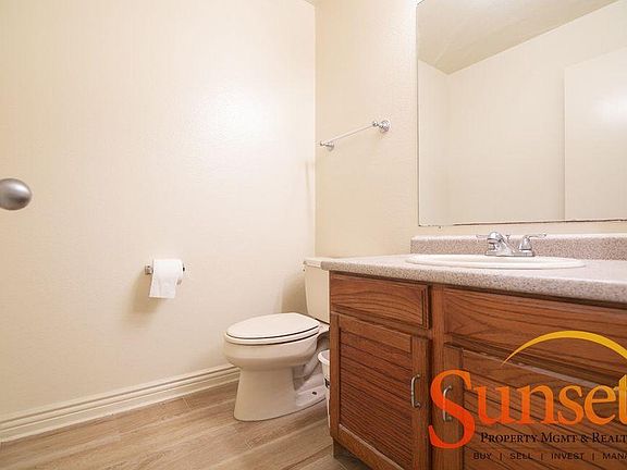 4th image of 4845 Narragansett Ave APT 5