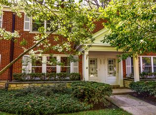405 3rd St, Wilmette, IL 60091