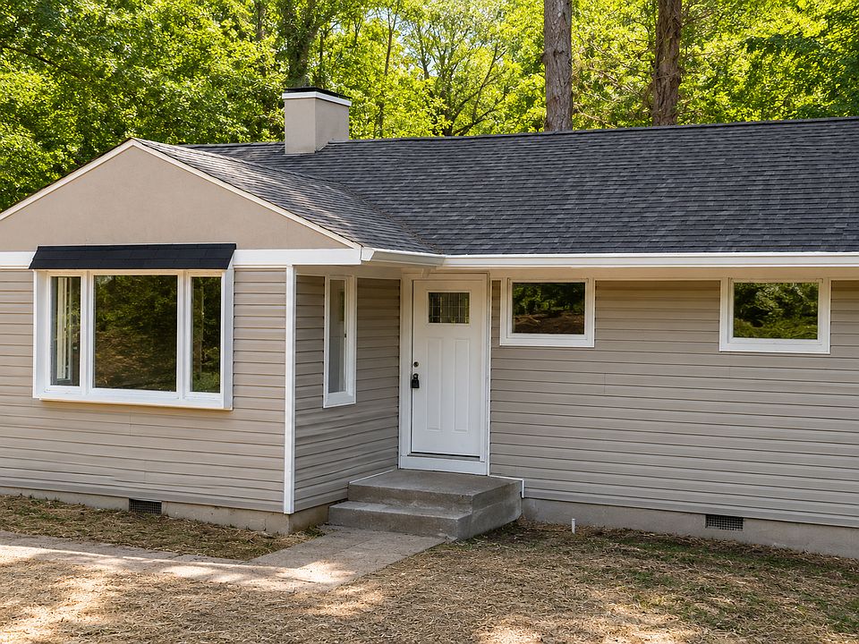 1st image of 260 Habersham Dr