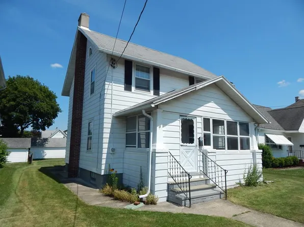 1062 Johnson St, Elmira, NY 14901