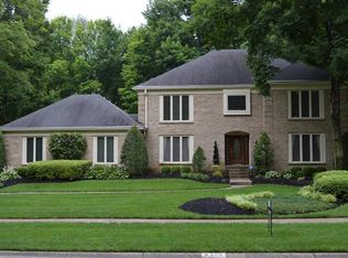 8310 Croydon Cir, Hurstbourne, KY 40222