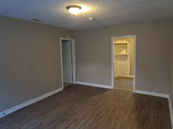 1426 W 5th Ave, Corsicana, TX 75110