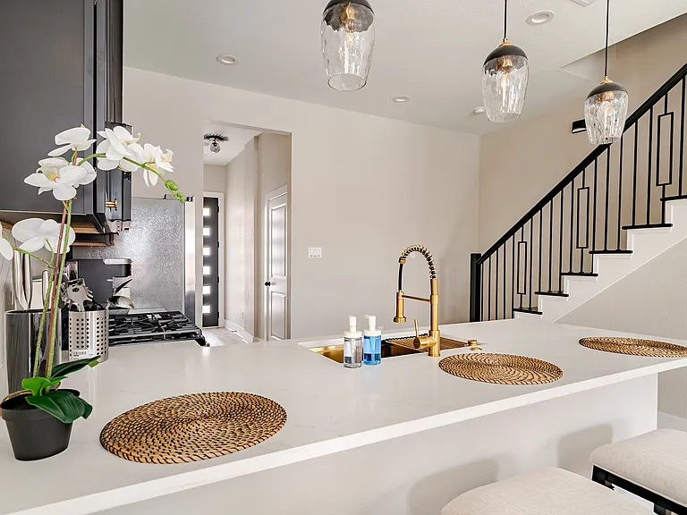 217 Pheasant St #B — Photo 5