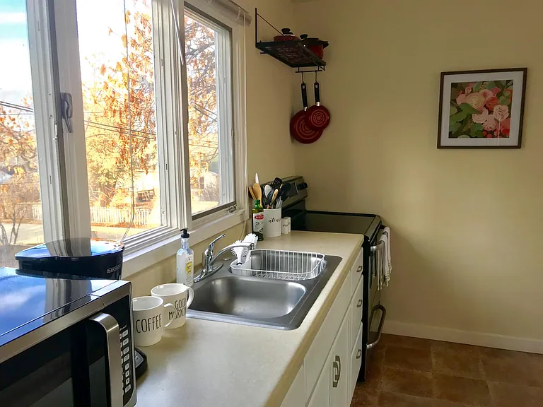 1006 Allison St #C — Photo 7