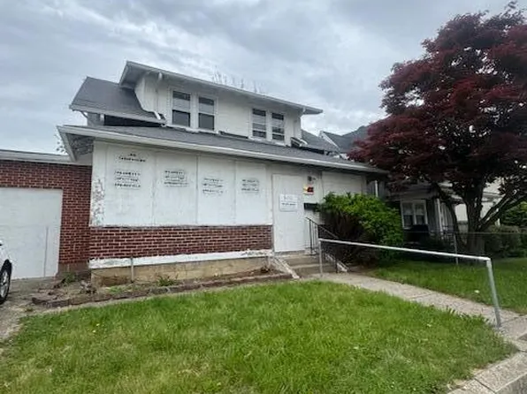 2256 Hillside Ave, Springfield, OH 45503