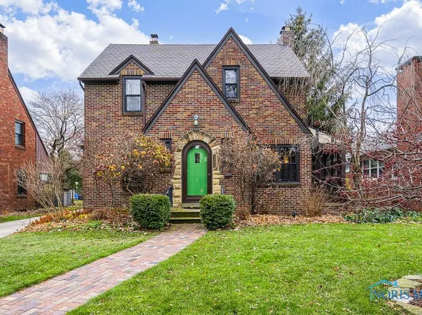 2329 Drummond Rd, Toledo, OH 43606