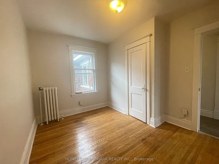 985 Main St E #3 — Photo 10