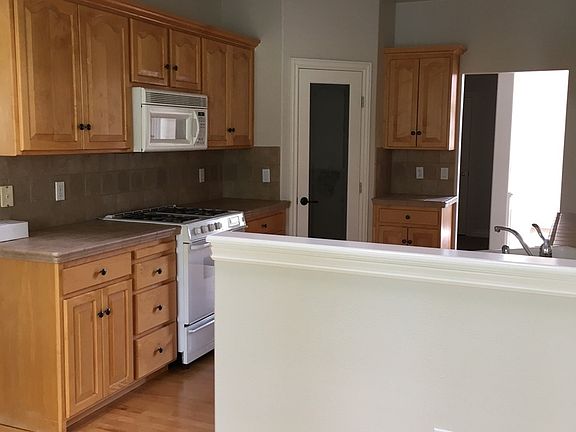 4th image of 576 E Riverchase Way