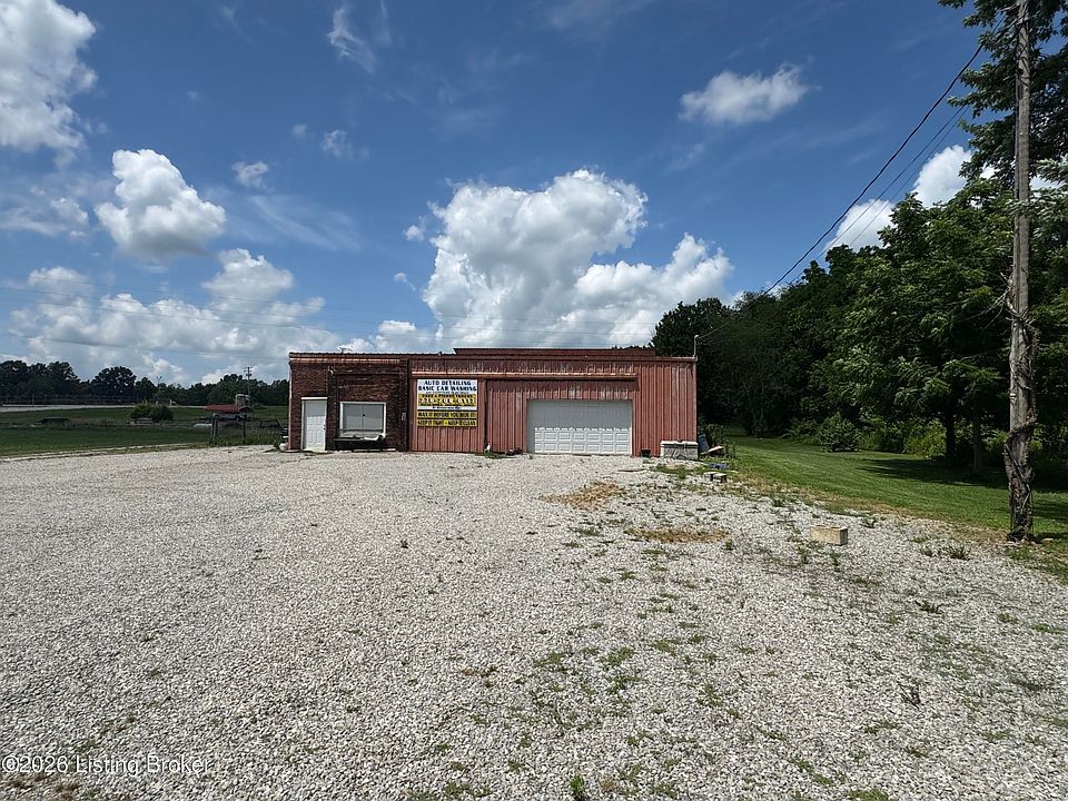 1st image of 529 W Main St