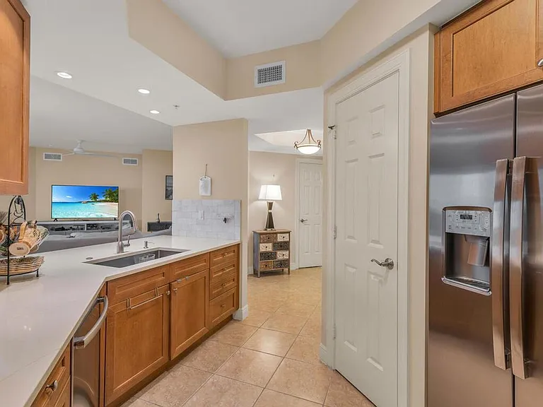 1065 Borghese Way #1105 — Photo 4