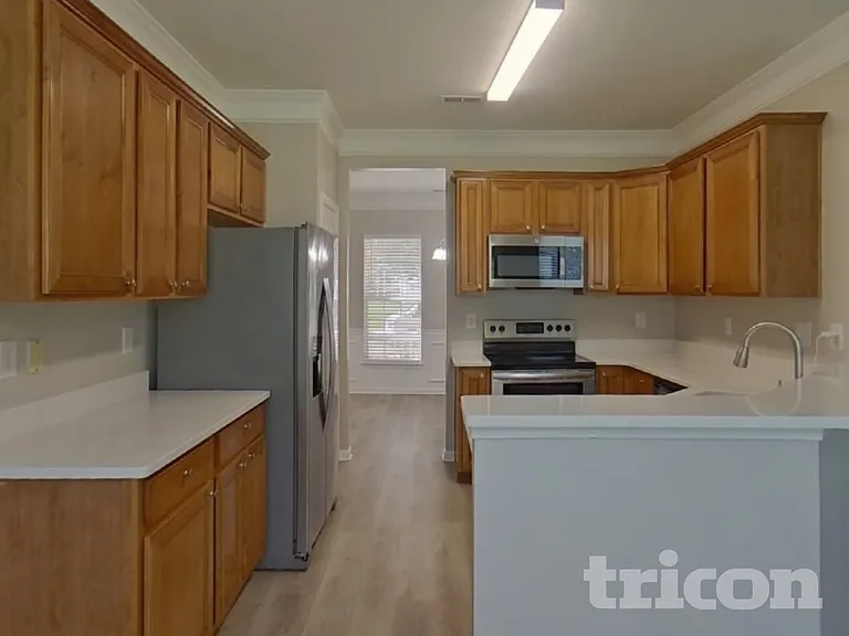 3101 Less Traveled Trl — Photo 6