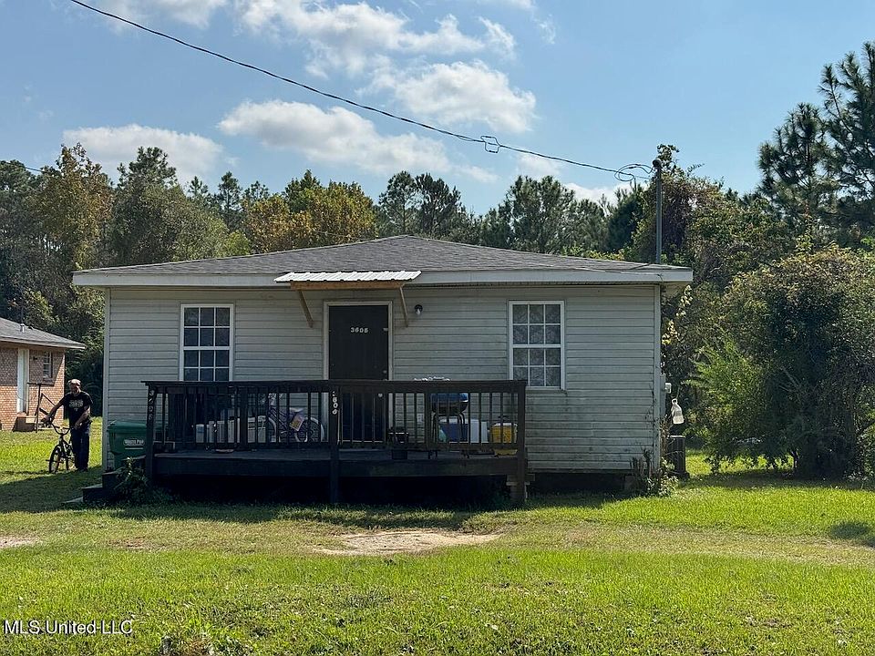 1st image of 3605 Ganges St