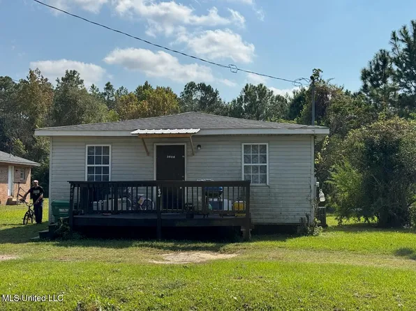 3605 Ganges St, Gulfport, MS 39501