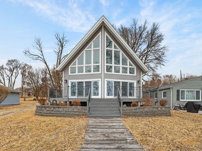 1313 Canal Shore Dr SW, Le Claire, IA, 52753