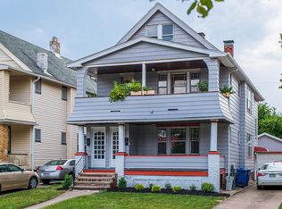 2042 Lewis Dr, Lakewood, OH