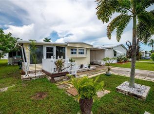 453 Riviera Blvd W, Naples, FL 34112