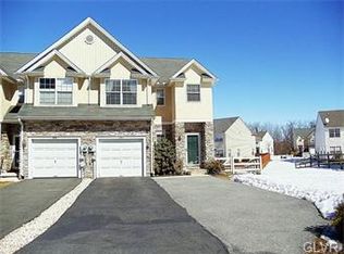 203 Maple Ct, Alburtis, PA 18011