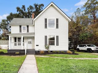 423 Whittemore St, Pontiac, MI 48342