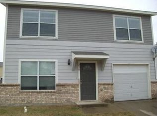 230 Green Meadows Rd #R, Wilmer, TX 75172