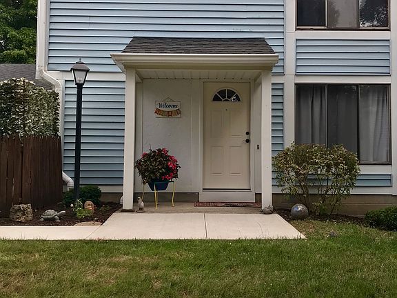 2nd image of 139 Greenway Blvd