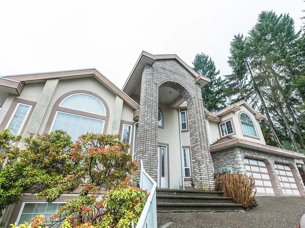 1620 Parkway Blvd, Coquitlam, BC V3E 2Y5