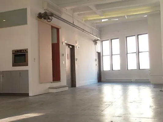 Rented by Aventana | media 21