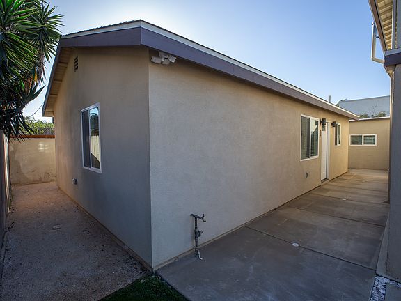 2nd image of 131 Albert Pl #D