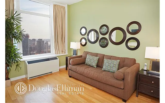 Rented by Douglas Elliman | media 21