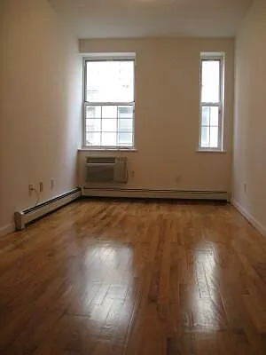 Rented by Tower Brokerage | media 39