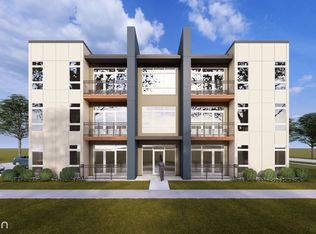 512 W Clark St #1176DD78F, Champaign, IL 61820
