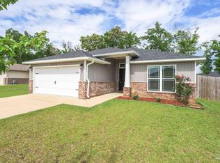 5746 Peach Dr, Pace, FL 32571