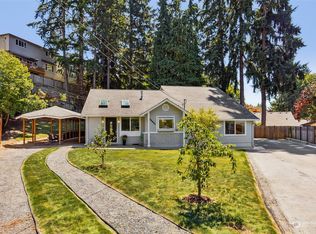 10527 NE 133rd Pl, Kirkland, WA