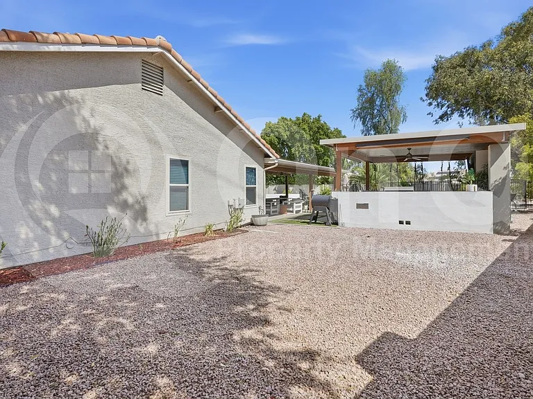 401 S Tiago Dr — Photo 55