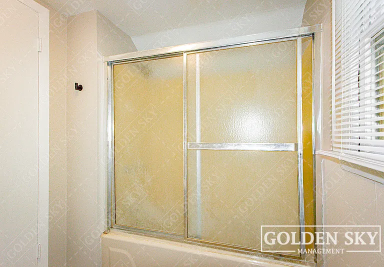 813 W Memorial Dr — Photo 6