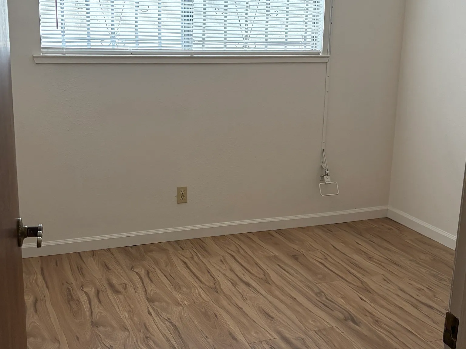 2 bed, 750 sqft, $1,700 — Photo 4