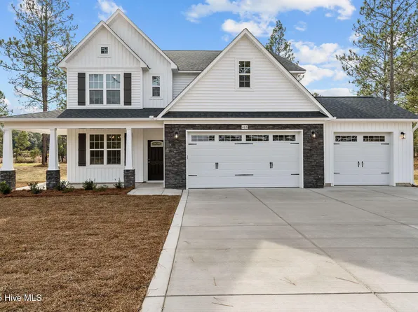 265 Twisted Pine Drive, Aberdeen, NC 28315