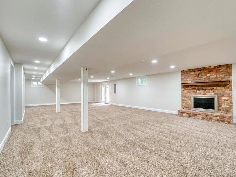 432 E Grayrock Dr — Photo 46