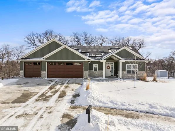 2214 Red Pine Ln SW, Rochester, MN 55902