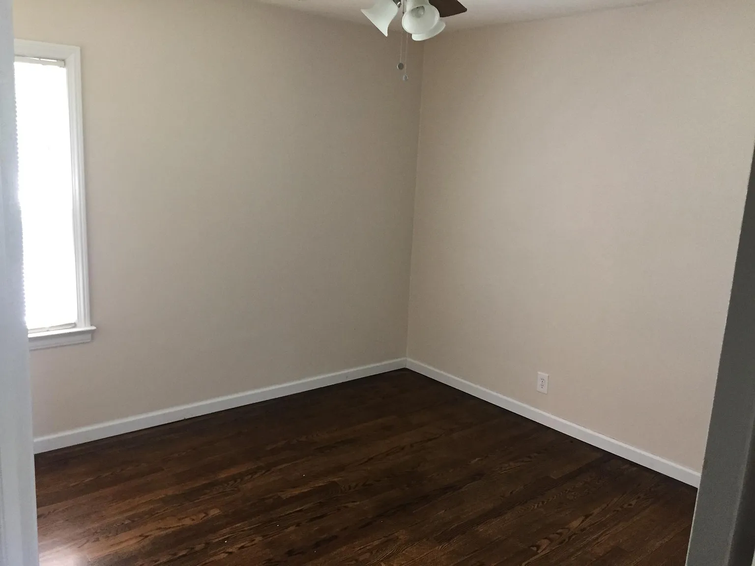 2 bed, 1000 sqft, $1,600 — Photo 4
