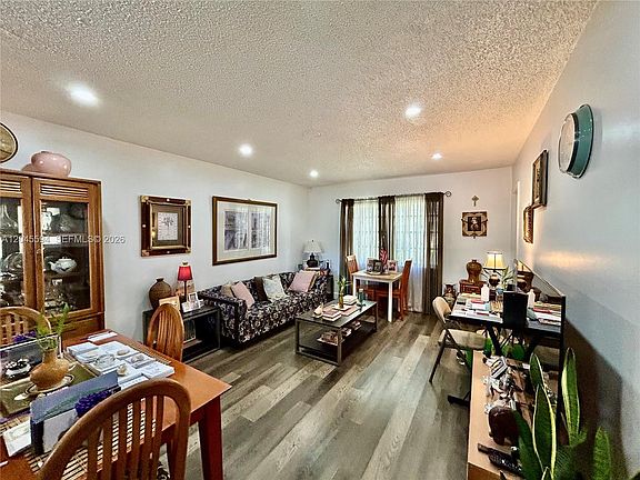 5th image of 201 Berkley Rd APT 104