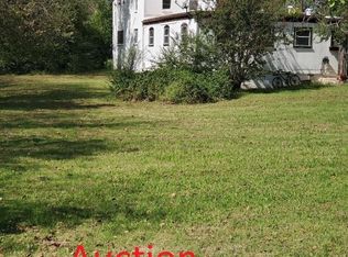 32 S Main St, Kellyville, OK 74039
