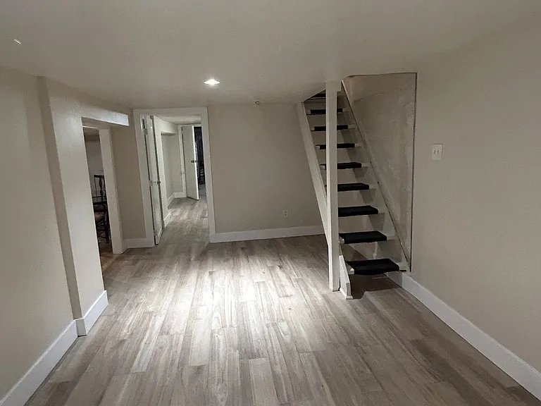97 Connolly St N #4 — Photo 6