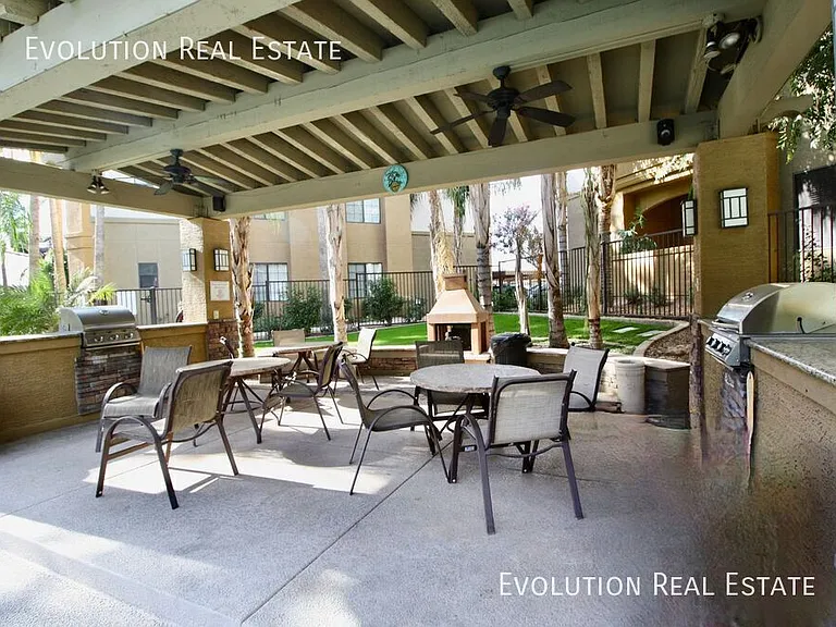 5302 E Van Buren St #3019 — Photo 3
