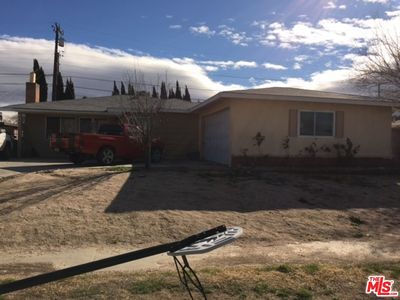 422 Lightcap St, Lancaster, CA, 93535
