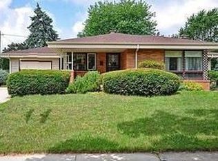 913 N Stanford St, Port Washington, WI