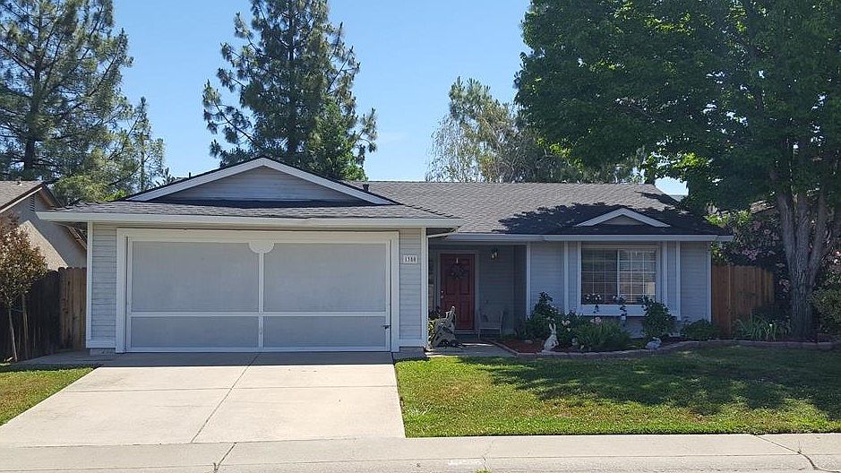 1st image of 1350 Foxhollow Way