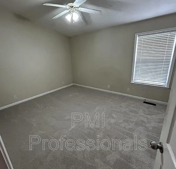 3848 Chippewa Pl — Photo 5