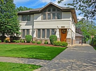 845 S Prospect Ave, Elmhurst, IL 60126